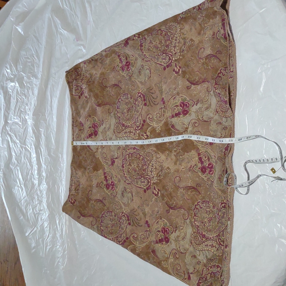 Old Navy Brown Knee Skirt. Size 20